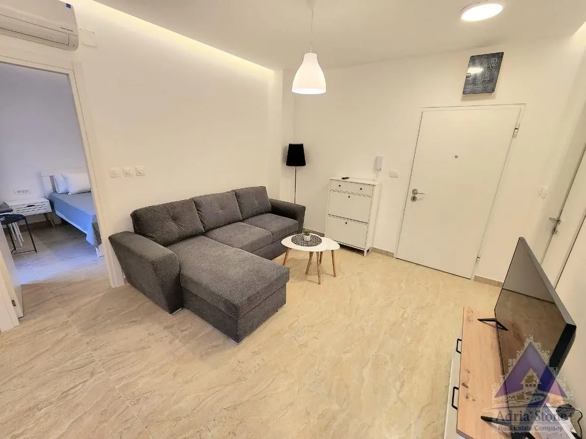 Rent, one bedroom apartment, 40m², Budva, Crna Gora