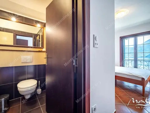 Sale, two bedroom apartment, 94m², Kostanjica, Kotor - image 20