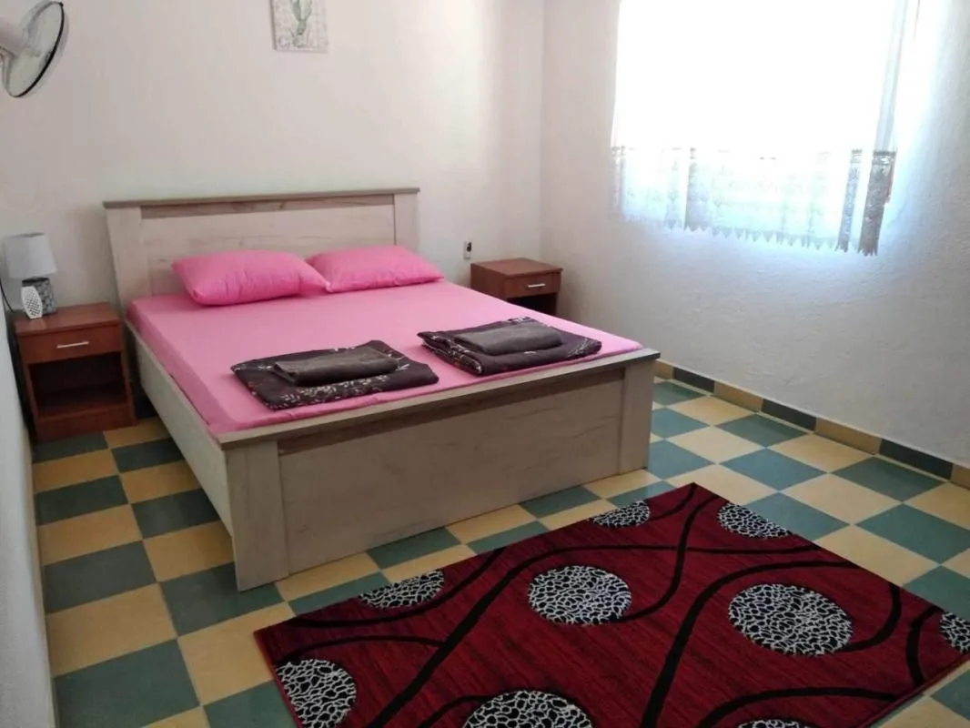 Rent, one bedroom apartment, 85m², Šušanj, Bar
