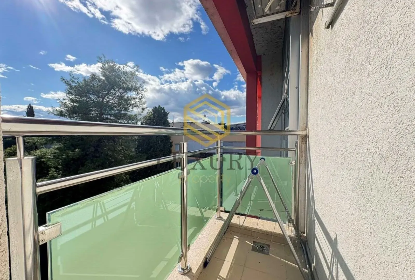 Izdavanje, jednosoban stan, 40m², Preko Morače, Podgorica