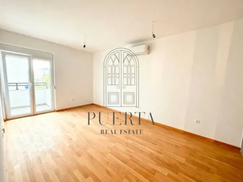 Prodaja, jednosoban stan, 45m², Pobrežje, Podgorica - image 5