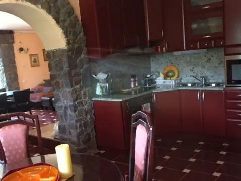 Sale, house, 250m², Vrbas, Novi Sad - image 2
