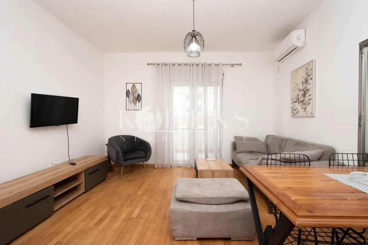 Rent, two bedroom apartment, 58m², Centar, Podgorica