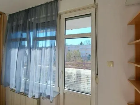 Izdavanje, jednosoban stan, 30m², Savski Venac, Beograd - image 3