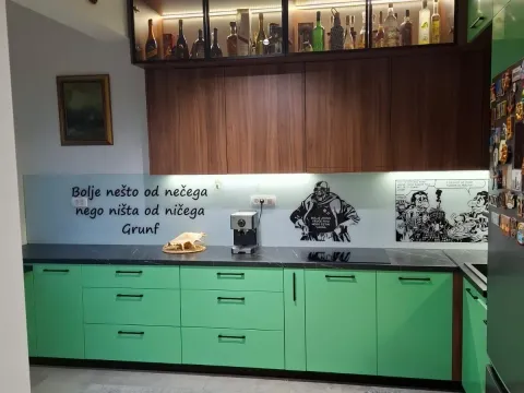 Rent, two bedroom apartment, 60m², Kalimanj, Tivat - image 2
