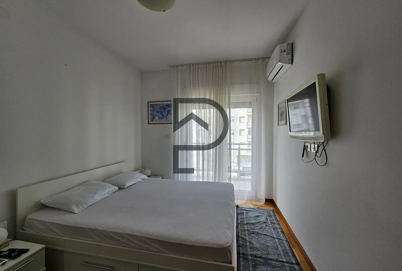 Rent, two bedroom apartment, 64m², City Kvart, Podgorica