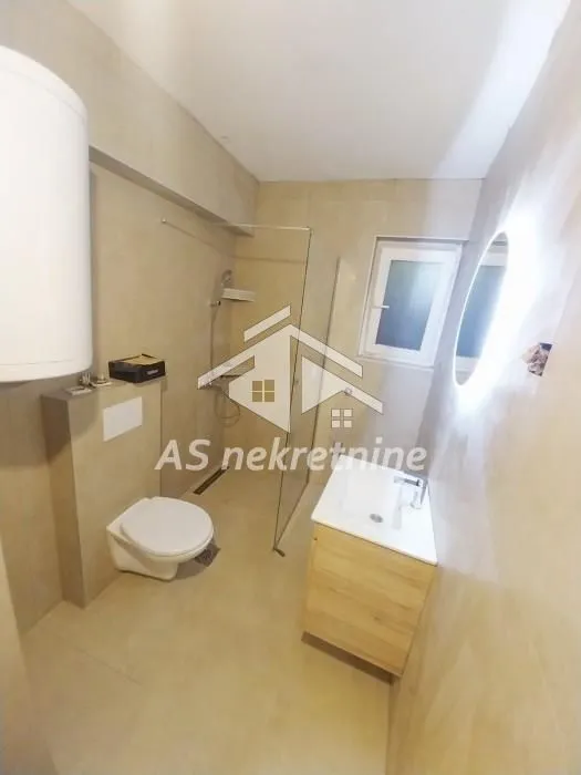 Prodaja, dvosoban stan, 48m², Kalenić Pijaca, Vračar Sve Podlokacije