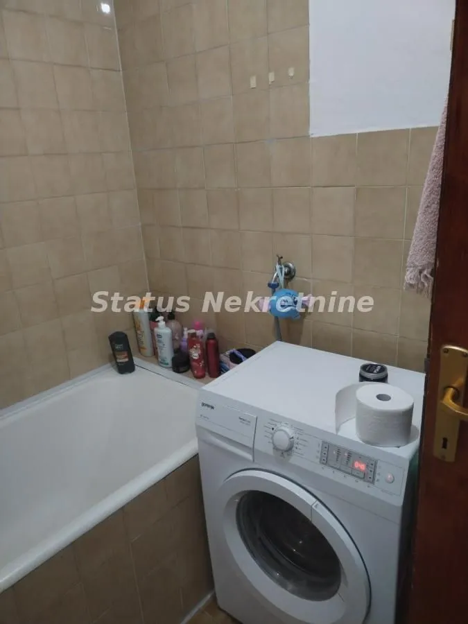 Izdavanje, dvosoban stan, 56m², Novo naselje, Novi Sad