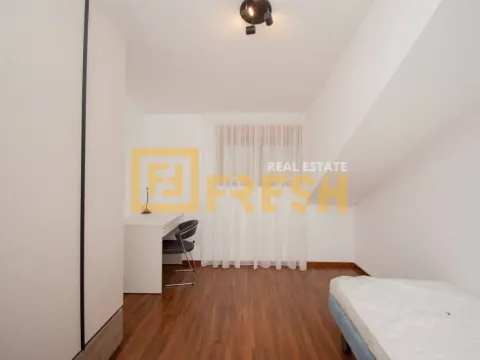 Izdavanje, trosoban stan, 120m², Master Kvart, Podgorica - image 13