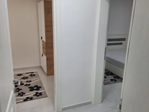 Rent, two bedroom apartment, 73m², Gintaš, Podgorica - image 3