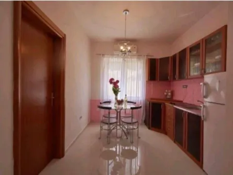 Sale, two bedroom apartment, 62m², Stoliv, Kotor - image 8