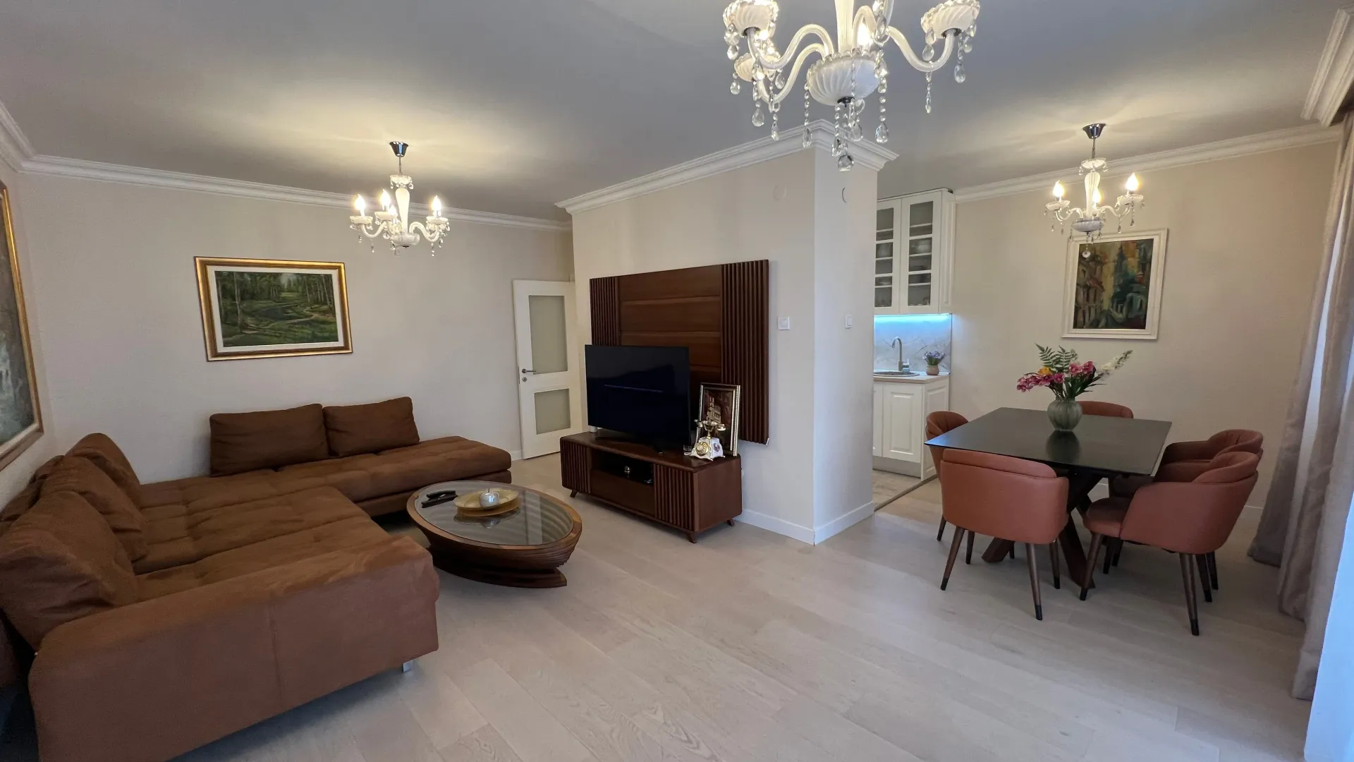 Rent, three bedroom apartment, 95m², Obala Morače, Podgorica