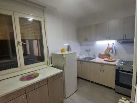 Izdavanje, dvosoban stan, 74m², Bulevar Oslobodjenja, Novi Sad Sve Podlokacije - image 8