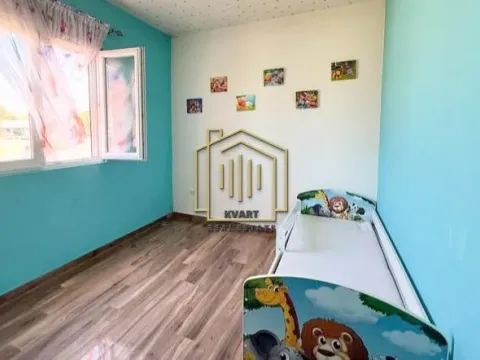 Izdavanje, kuća, 140m², Donji Kokoti, Podgorica - image 7