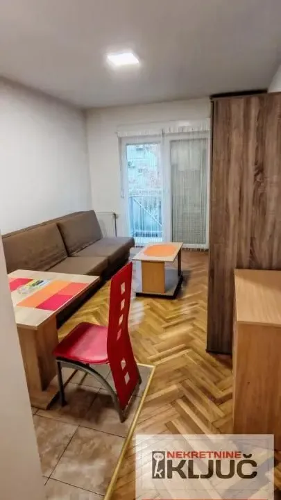 Rent, studio apartment, 26m², Grbavica, Novi Sad Sve Podlokacije
