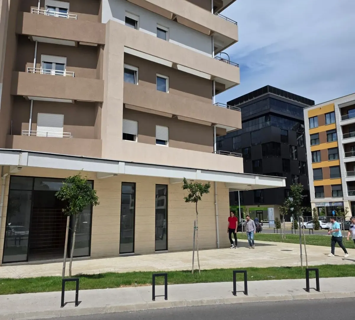 Rent, office space, 350m², Central Point, Podgorica