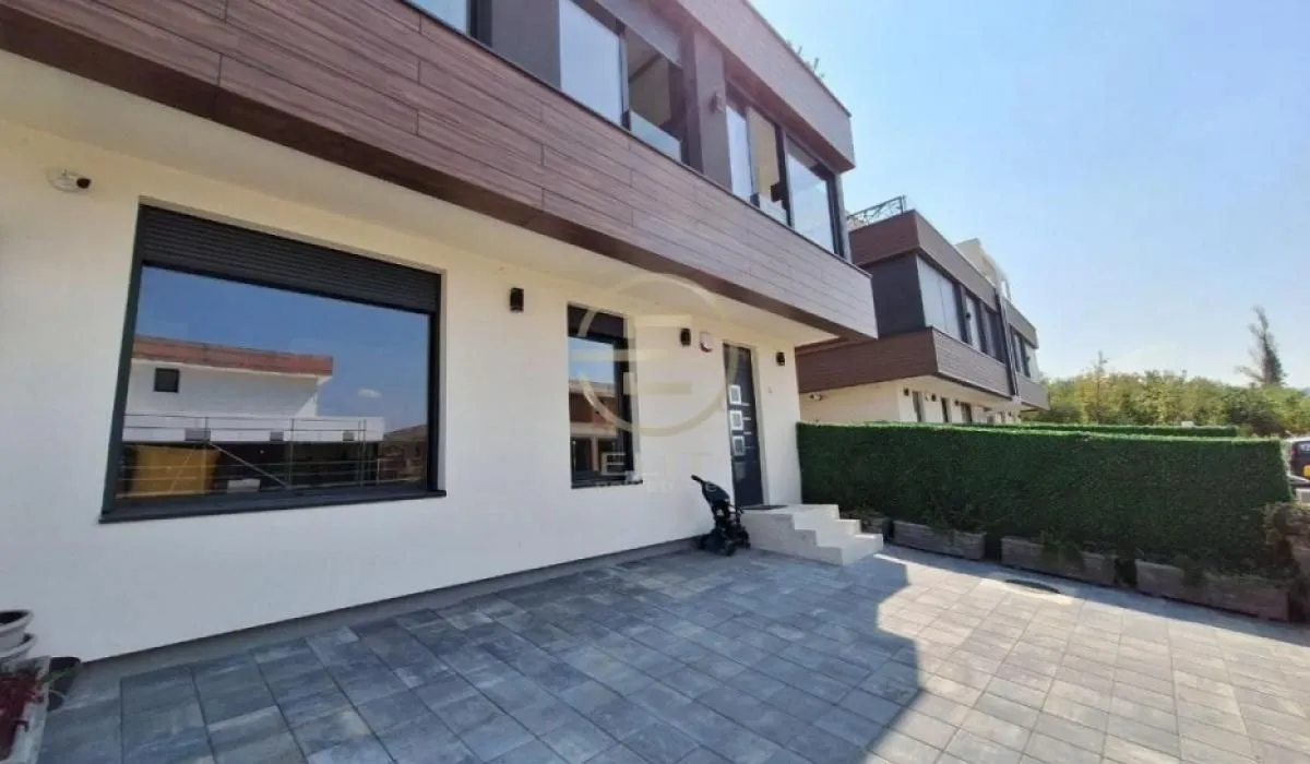 Prodaja, stan, 145m², Sremska Kamenica, Petrovaradin