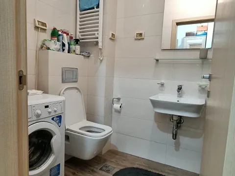 Prodaja, jednosoban stan, 47m², City Kvart, Podgorica - image 3