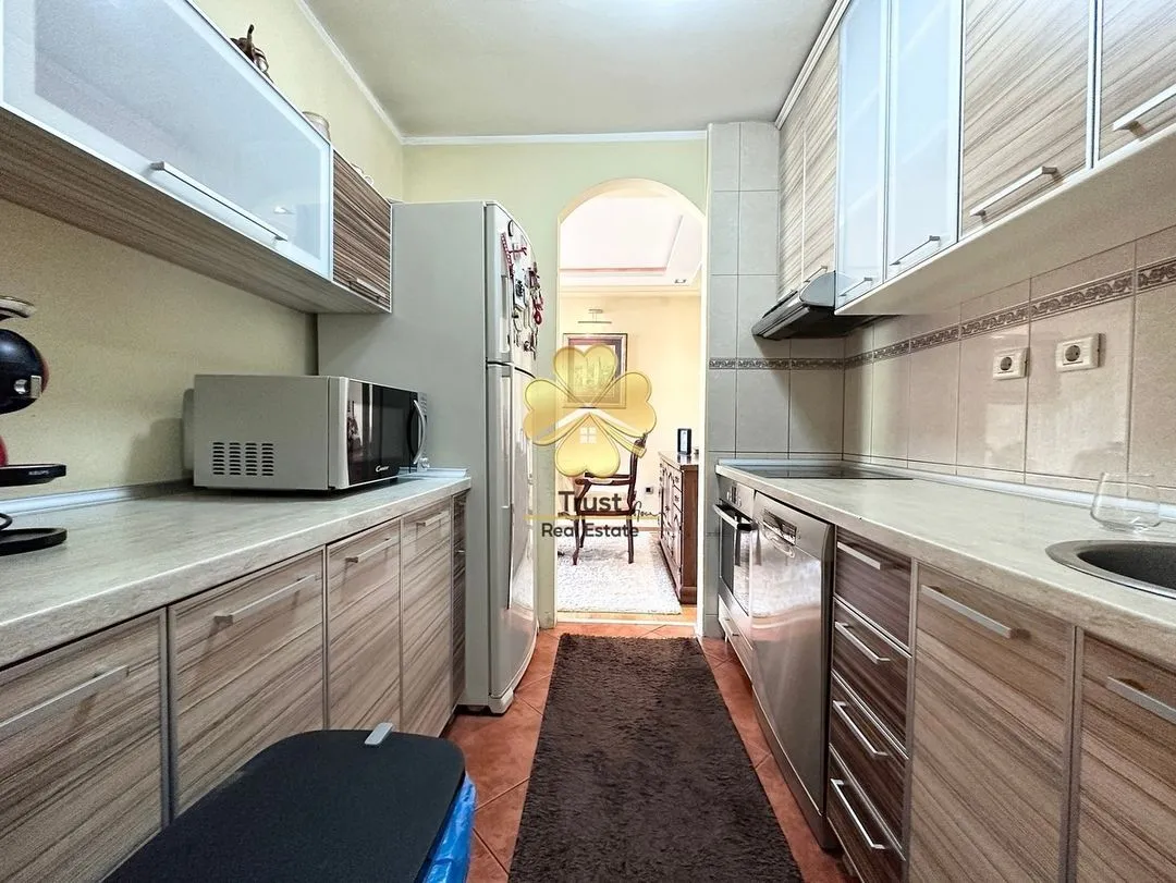 Rent, three bedroom apartment, 90m², Blok 5, Podgorica