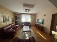 Izdavanje, kuća, 120m², Stari Aerodrom, Podgorica - image 6