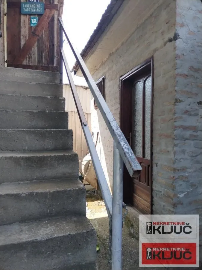 Prodaja, kuća, 148m², Futog, Novi Sad Sve Podlokacije