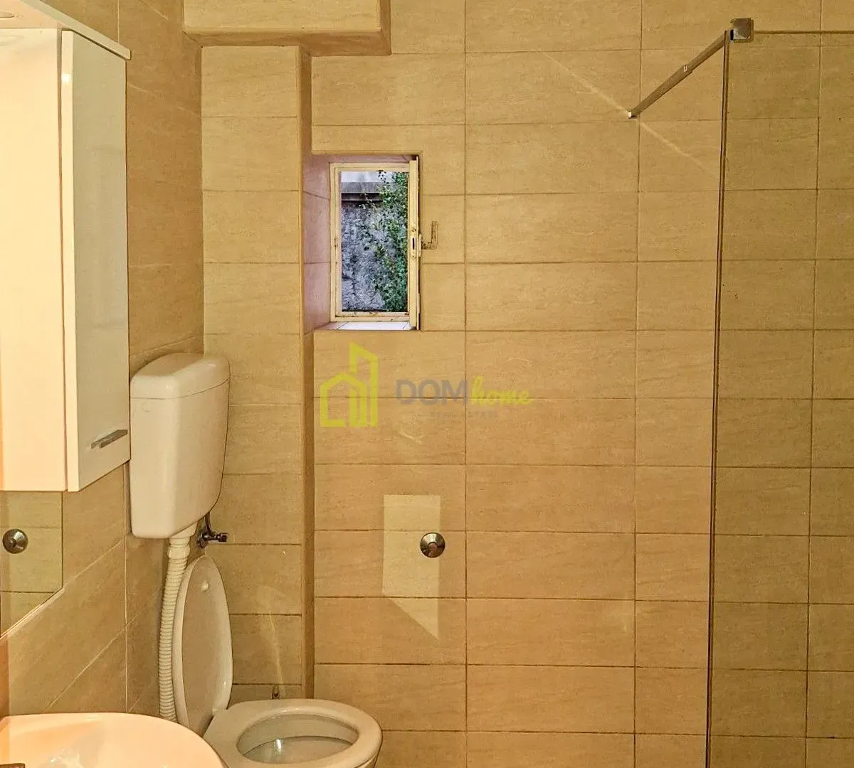 Sale, house, 220m², Masline, Podgorica