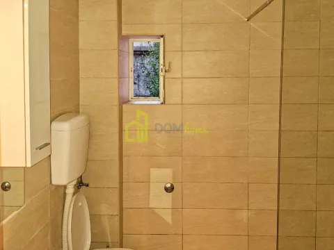 Sale, house, 220m², Masline, Podgorica - image 15