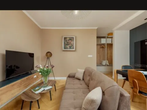 Rent, two bedroom apartment, 81m², Dobrota, Kotor - image 3