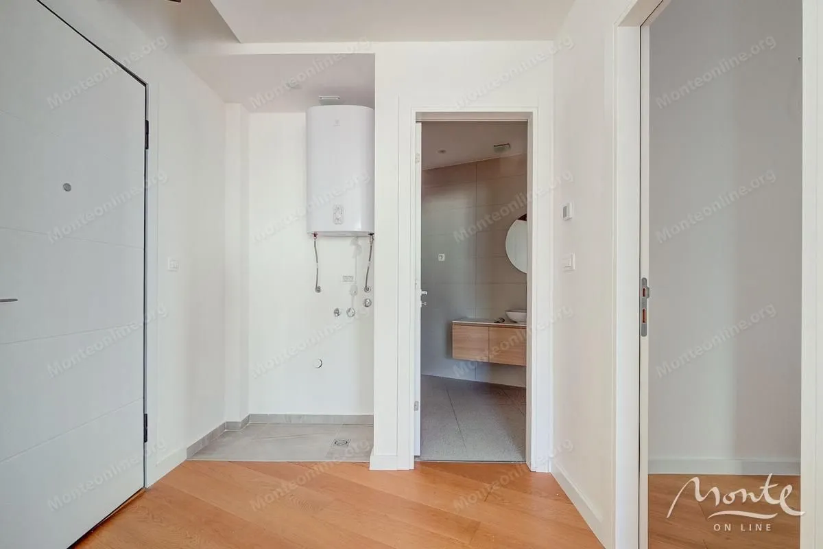 Sale, one bedroom apartment, 66m², Bečići, Budva