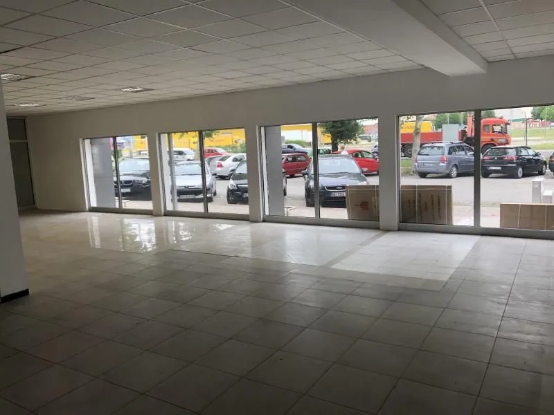 Rent, office space, 280m², Altina, Beograd