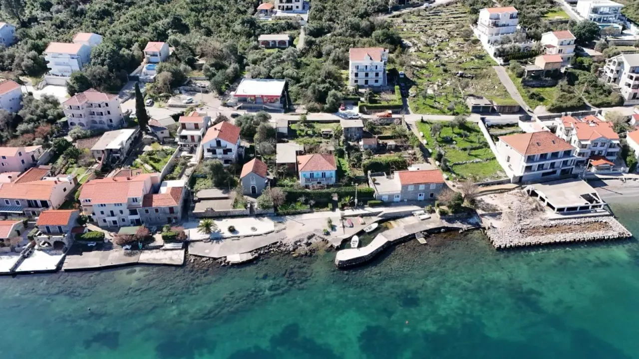 Sale, land lot, 970m², Krašići, Tivat