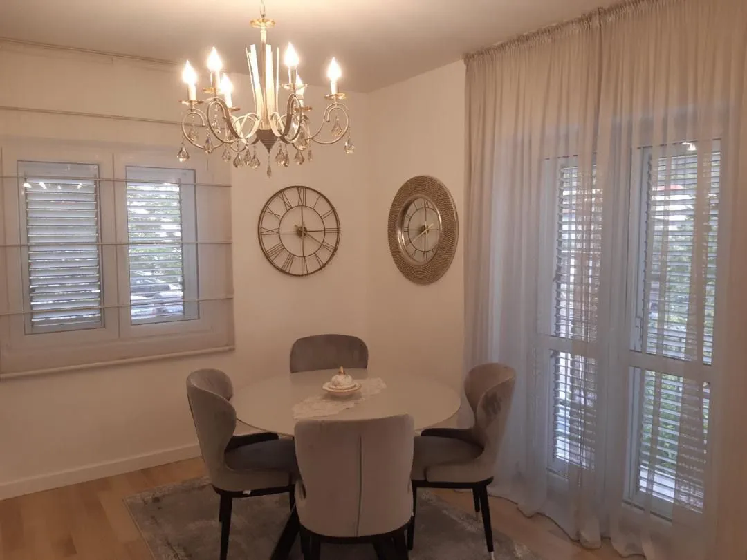 Rent, one bedroom apartment, 50m², Seljanovo, Tivat