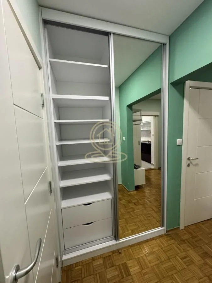 Izdavanje, dvosoban stan, 65m², Liman 3, Novi Sad Sve Podlokacije