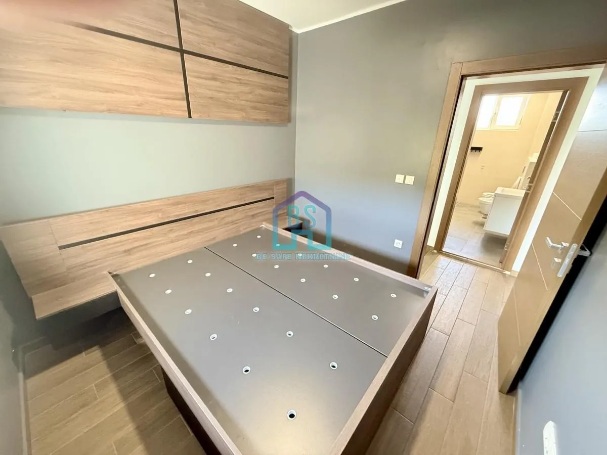 Prodaja, četvorosoban stan, 73m², Alibegovac, Petrovaradin