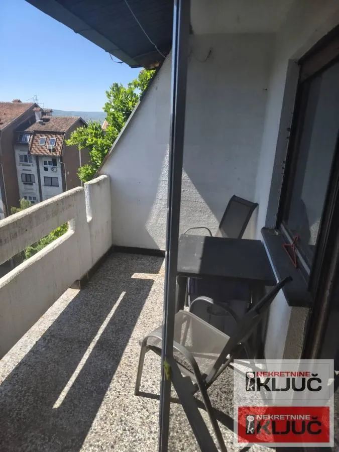 Prodaja, trosoban stan, 73m², Sajmište, Novi Sad