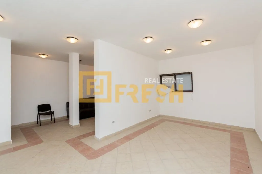 Sale, office space, 323m², Stari Aerodrom, Podgorica