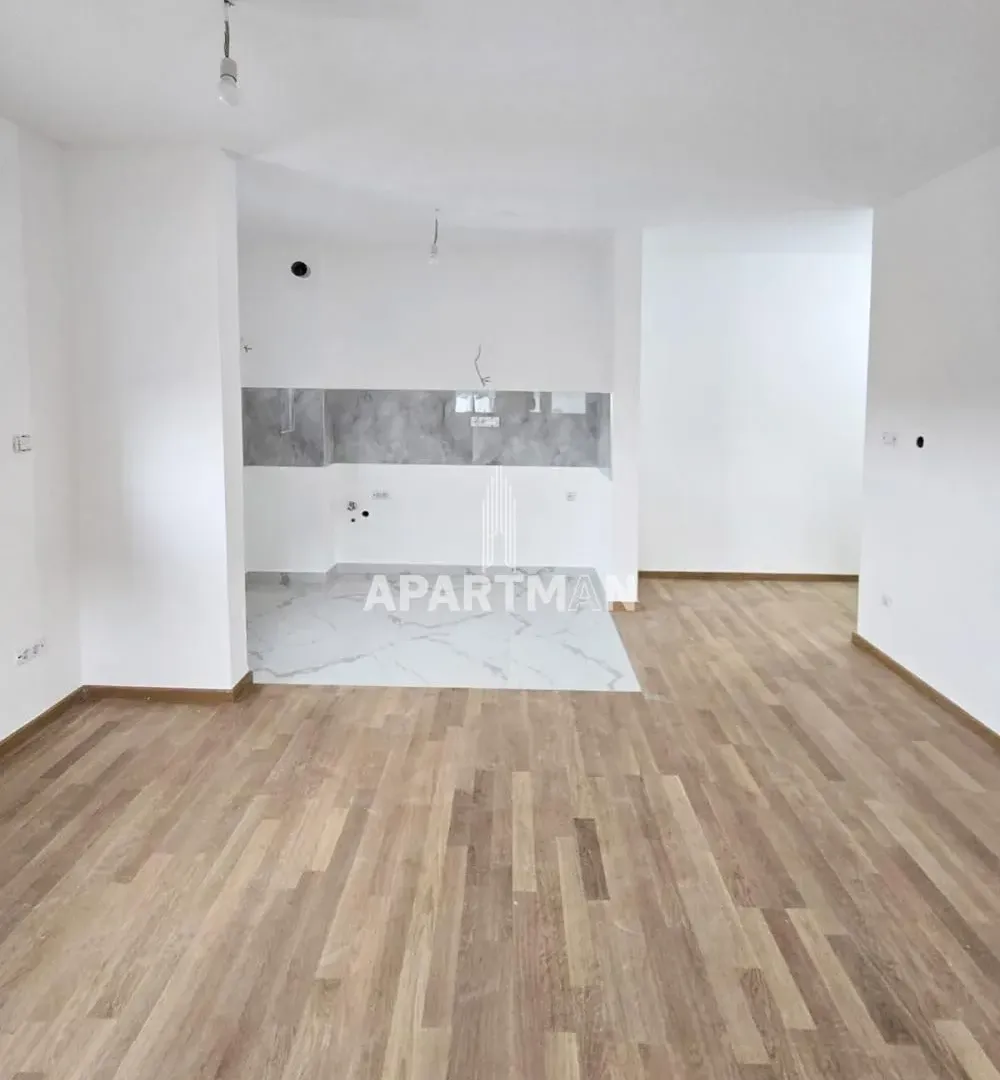 Prodaja, trosoban stan, 60m², Ledine, Beograd