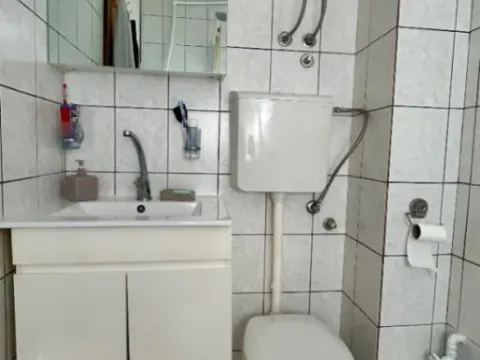 Sale, one bedroom apartment, 39m², Adok, Budva - image 8