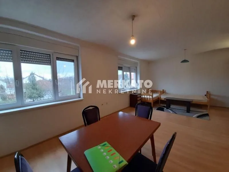 Prodaja, kuća, 242m², Gradnulica, Zrenjanin