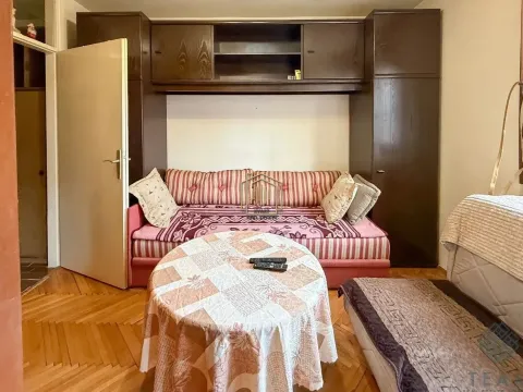 Rent, apartment, 22m², Stari Aerodrom, Podgorica - image 1