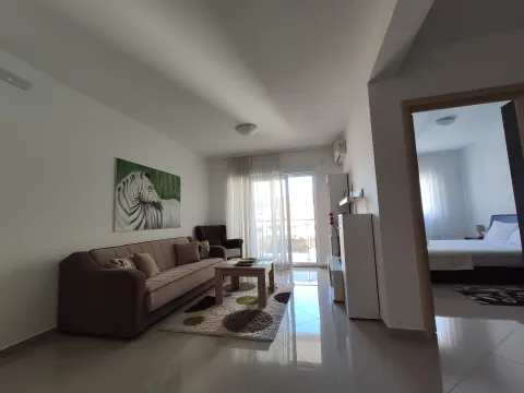 Rent, one bedroom apartment, 70m², Šušanj, Bar - image 4