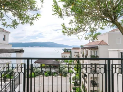 Prodaja, dvosoban stan, 100m², Porto Montenegro, Tivat - image 13