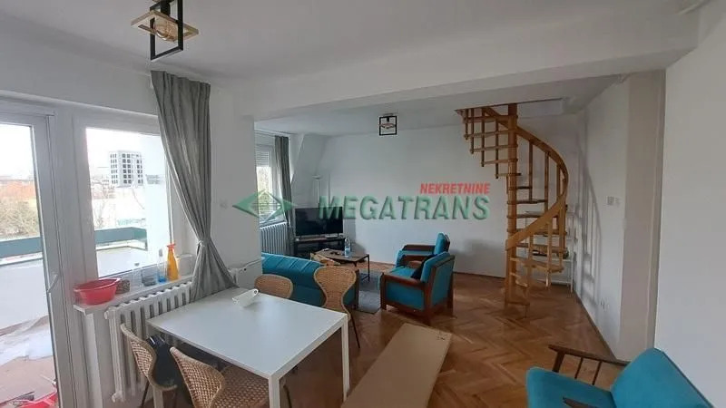 Izdavanje, četvorosoban stan, 70m², Grbavica, Novi Sad Sve Podlokacije