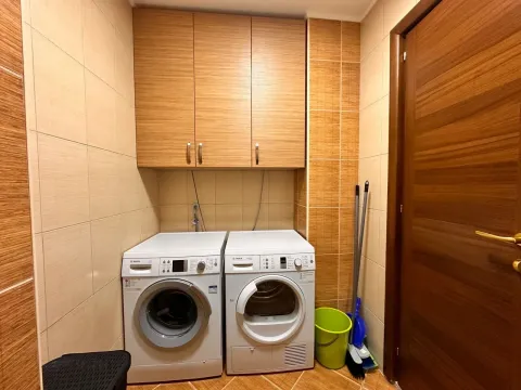 Sale, two bedroom apartment, 92m², City Kvart, Podgorica - image 10