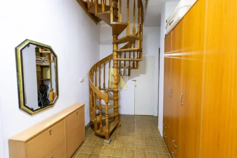Rent, office space, 240m², Salajka, Novi Sad Sve Podlokacije - image 15