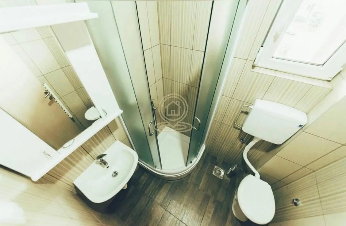 Izdavanje, garsonjera, 32m², Kragujevac, Srbija