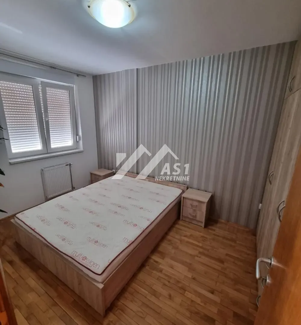 Izdavanje, dvosoban stan, 52m², Rotkvarija, Novi Sad Sve Podlokacije
