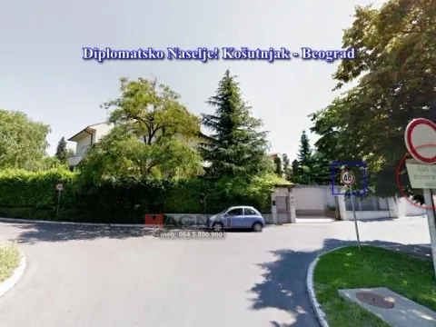 Prodaja, kuća, 1000m², Golf Naselje, Beograd - image 1