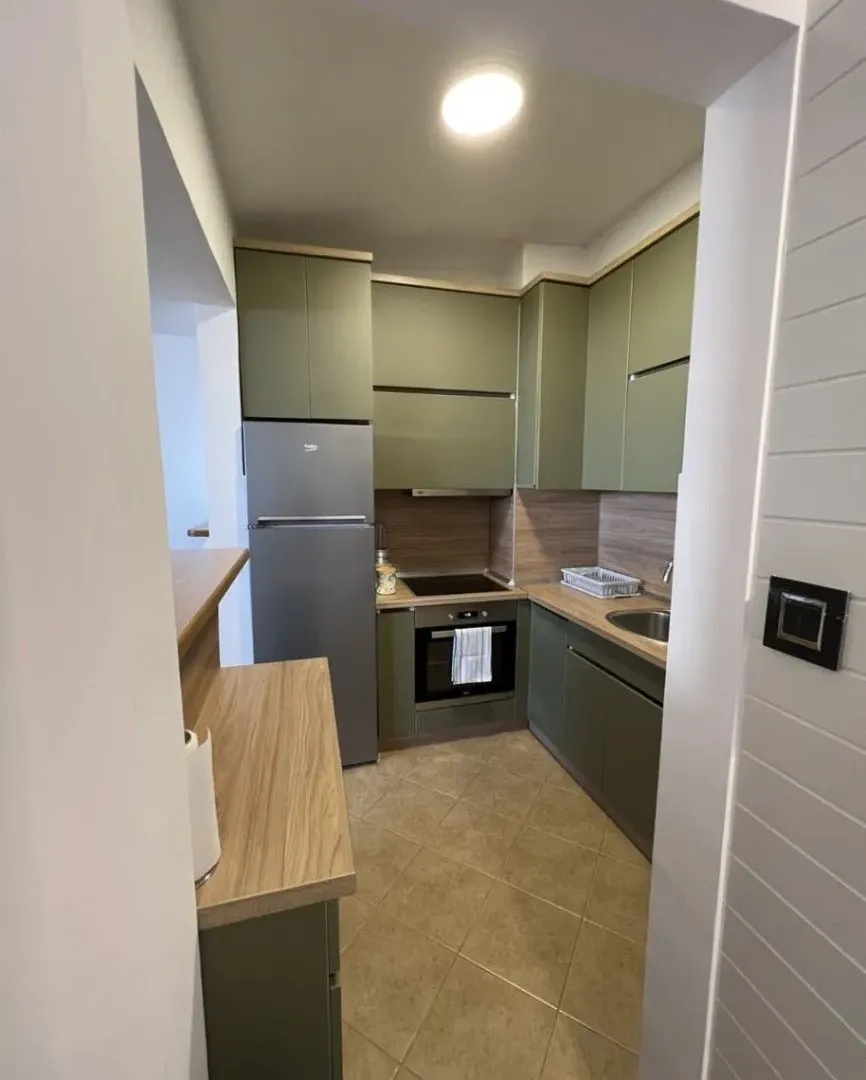 Izdavanje, dvosoban stan, 71m², Stari Aerodrom, Podgorica