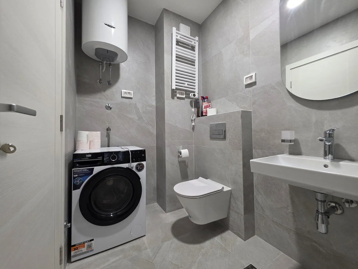 Rent, apartment, 49m², Central Point, Podgorica